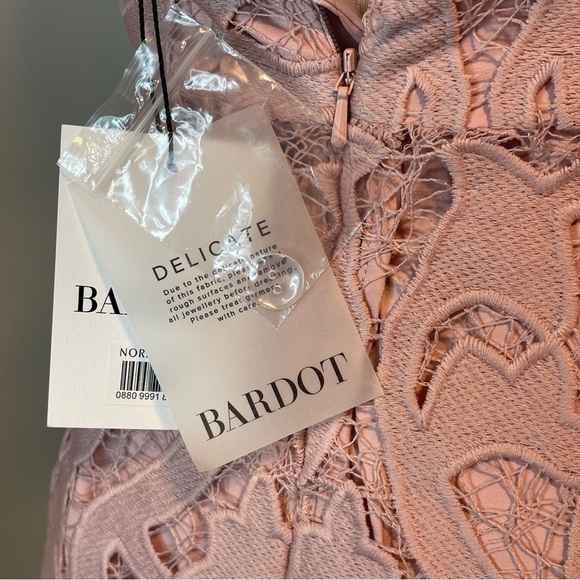 Bardot Lina Lace Sheath Dress Pink Rose 8 - Picture 5 of 8